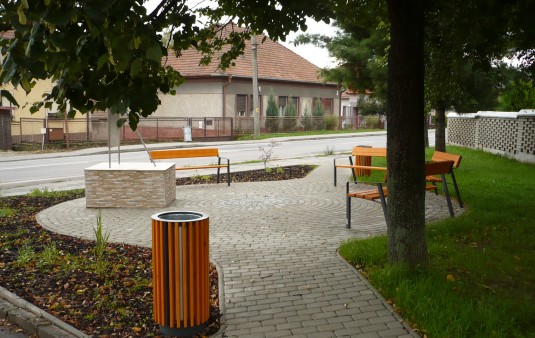 Terénne a sadové úpravy